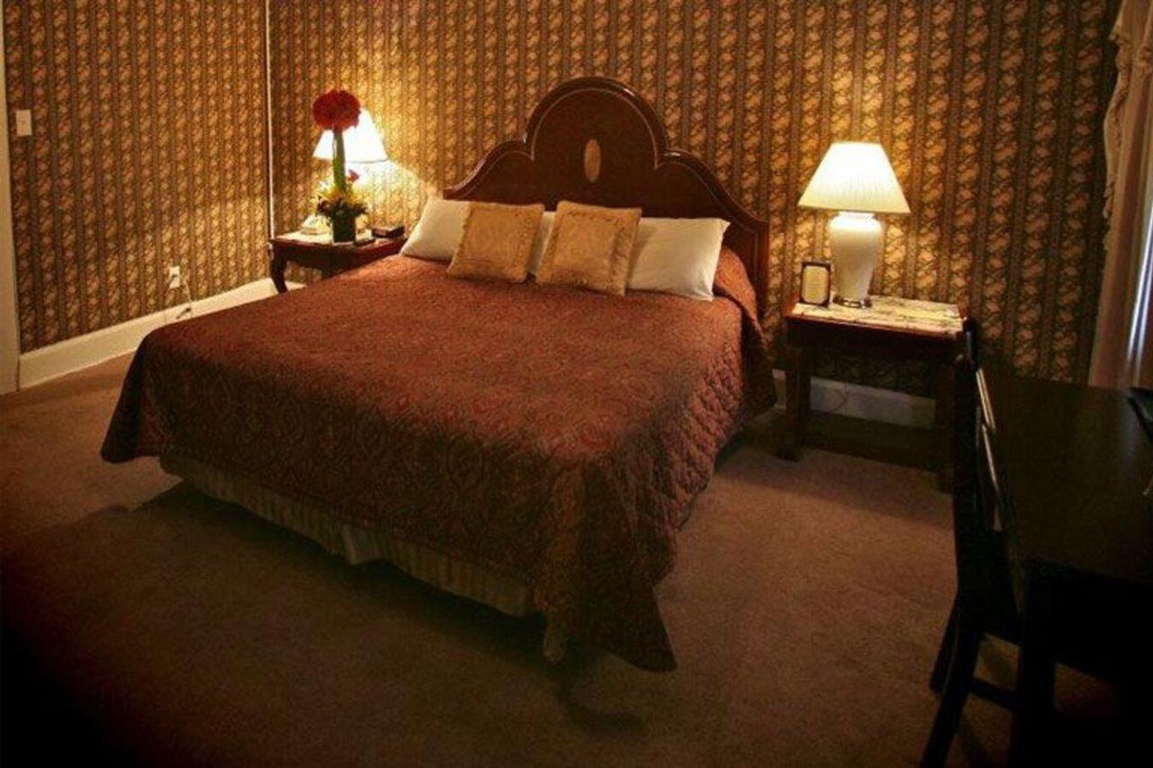 Glen Tavern Inn Santa Paula Εξωτερικό φωτογραφία