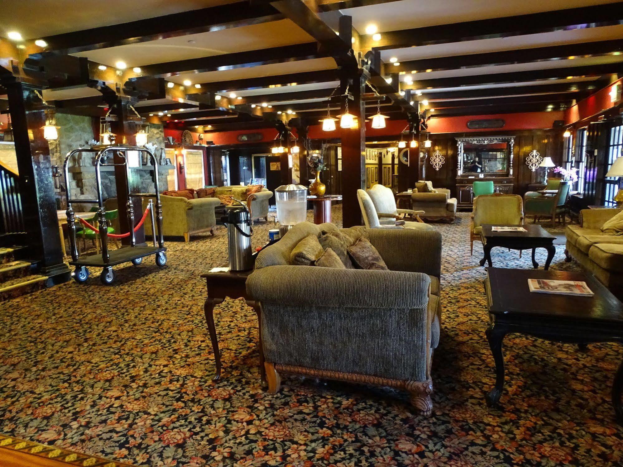 Glen Tavern Inn Santa Paula Εξωτερικό φωτογραφία